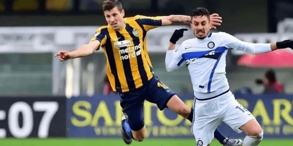 意甲：AC米兰vs维罗纳，力克维罗纳，AC米兰夺回榜首王座？